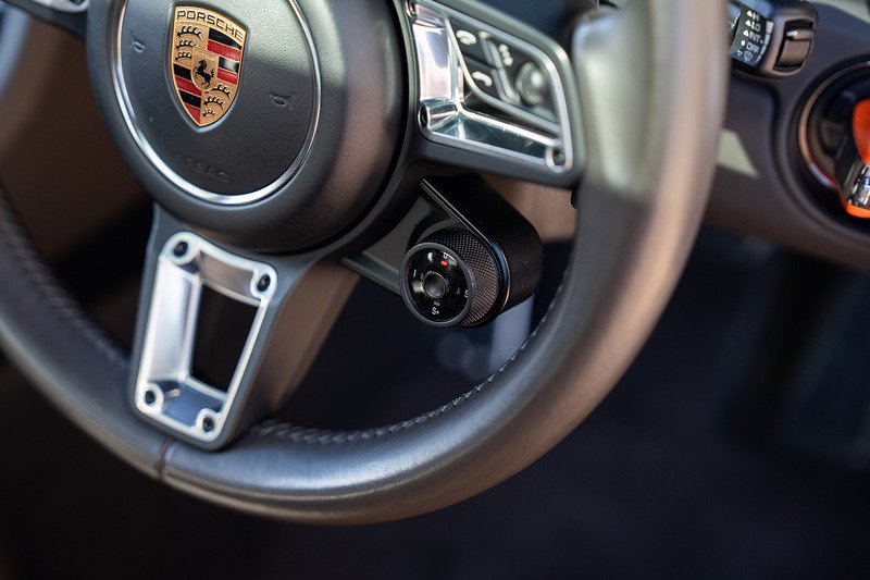 Porsche 911 T 991 Carrera GTS - Large 27