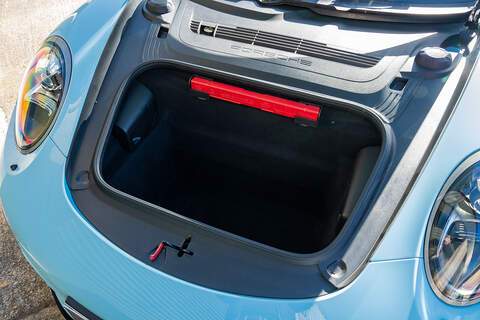 Porsche 911 T 991 Carrera GTS - Large 54