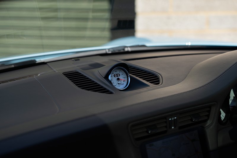 Porsche 911 T 991 Carrera GTS - Large 13