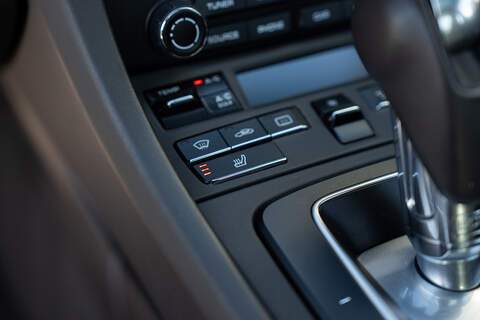 Porsche 911 T 991 Carrera GTS - Large 41