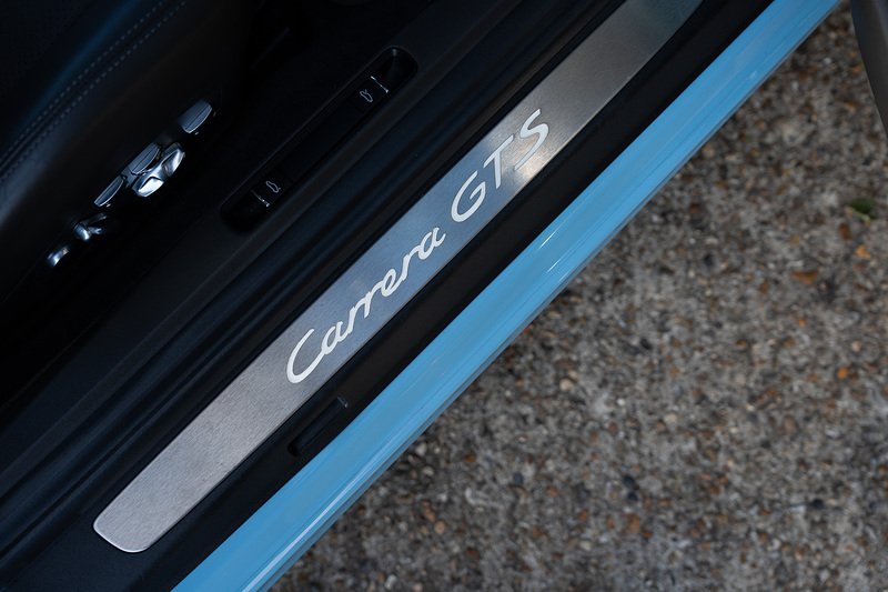 Porsche 911 T 991 Carrera GTS - Large 36