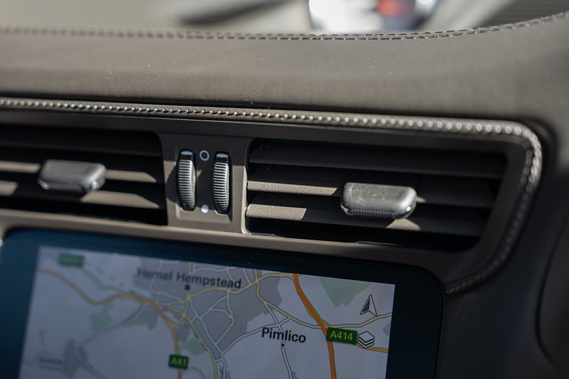 Porsche 911 T 991 Carrera GTS - Large 17