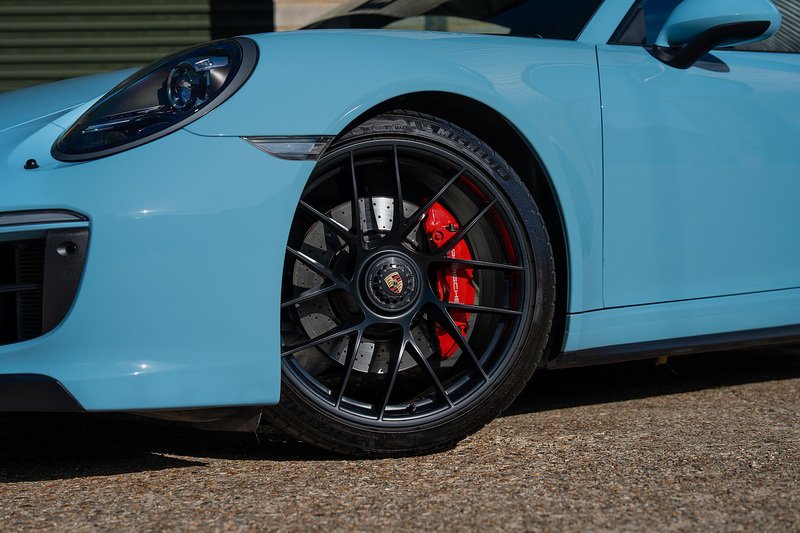 Porsche 911 T 991 Carrera GTS - Large 6