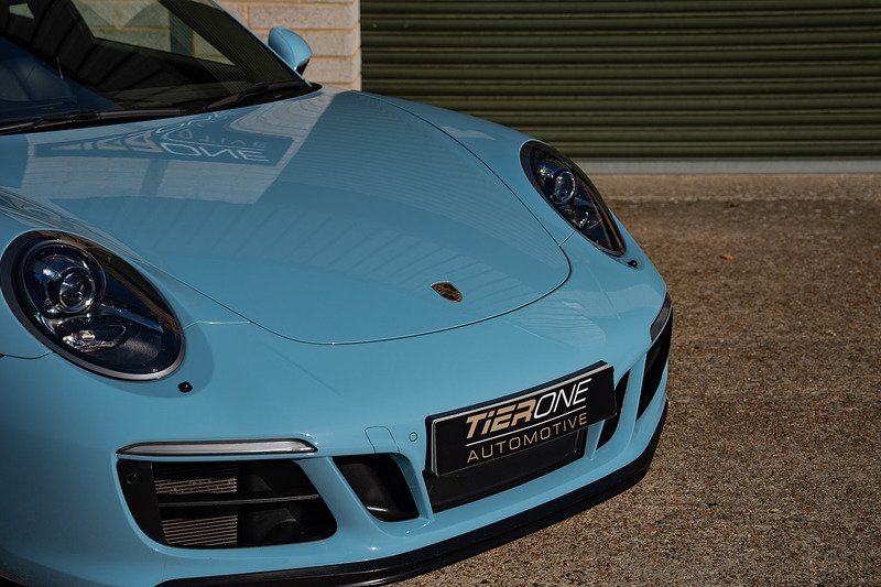 Porsche 911 T 991 Carrera GTS - Large 28