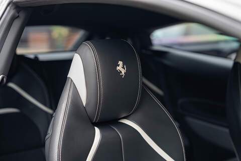 Ferrari GTC4Lusso T V8 - Large 39