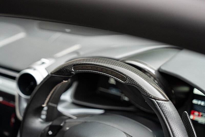 Ferrari GTC4Lusso T V8 - Large 19