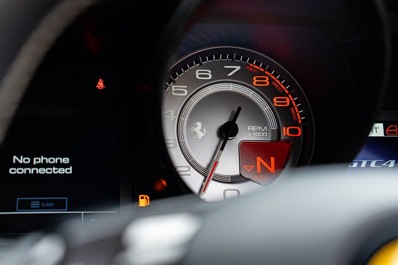 Ferrari GTC4Lusso T V8 - Large 36