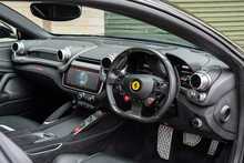 Ferrari GTC4Lusso T V8 - U785