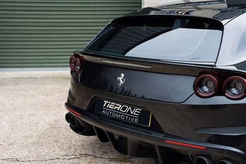 Ferrari GTC4Lusso T V8 - Large 26