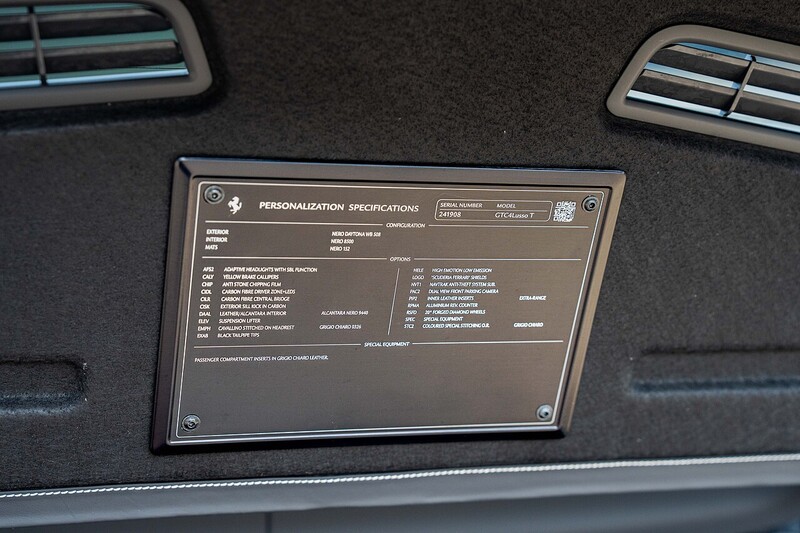 Ferrari GTC4Lusso T V8 - Large 13