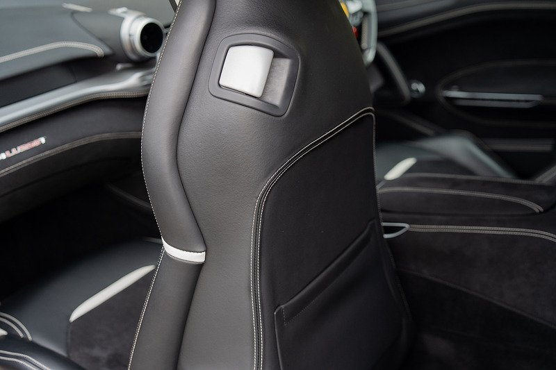 Ferrari GTC4Lusso T V8 - Large 44