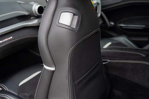 Ferrari GTC4Lusso T V8 - Large 44