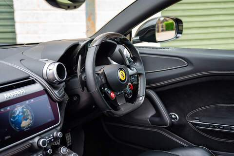 Ferrari GTC4Lusso T V8 - Large 46