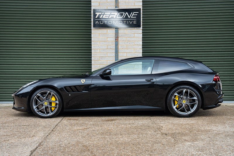 Ferrari GTC4Lusso T V8 - Large 2