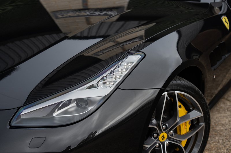 Ferrari GTC4Lusso T V8 - Large 30