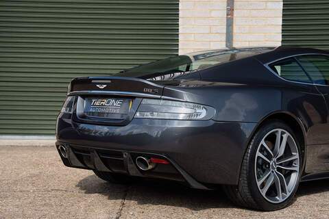 Aston Martin DBS - Large 44