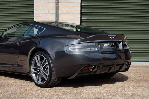 Aston Martin DBS - Large 46
