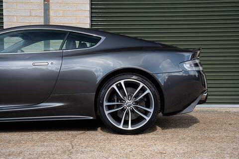 Aston Martin DBS - Large 48
