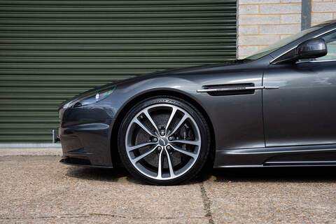 Aston Martin DBS - Large 47
