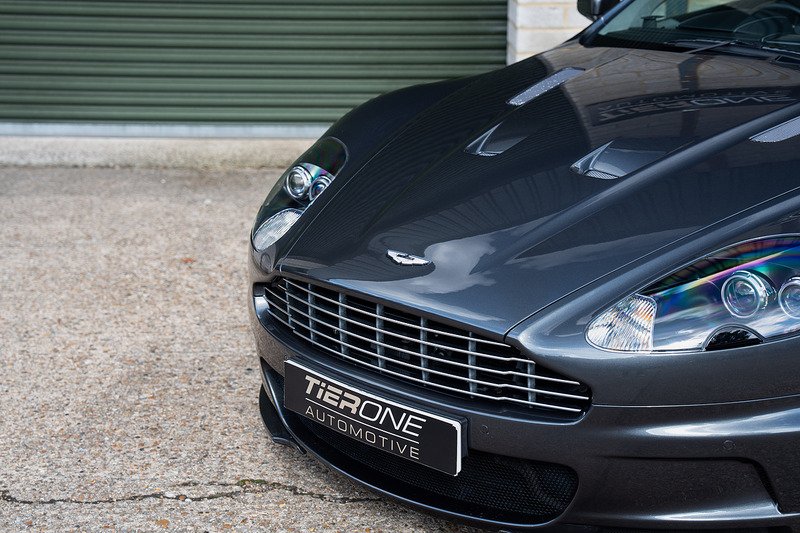 Aston Martin DBS - Large 21