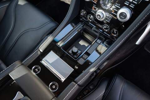 Aston Martin DBS - Large 18