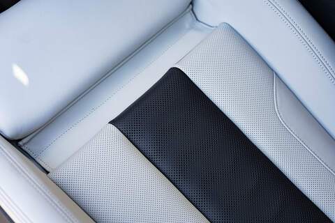 BMW M3 BiTurbo Competition - Large 23