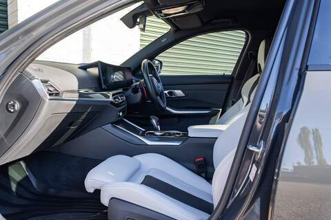 BMW M3 BiTurbo Competition - Large 3