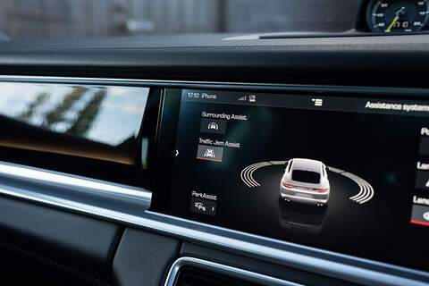 Porsche Panamera V6 E-Hybrid 4 - Large 39