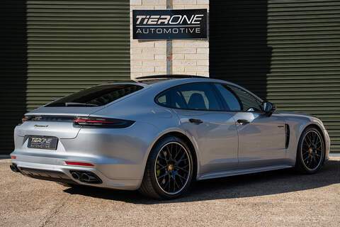 Porsche Panamera V6 E-Hybrid 4 - Large 1