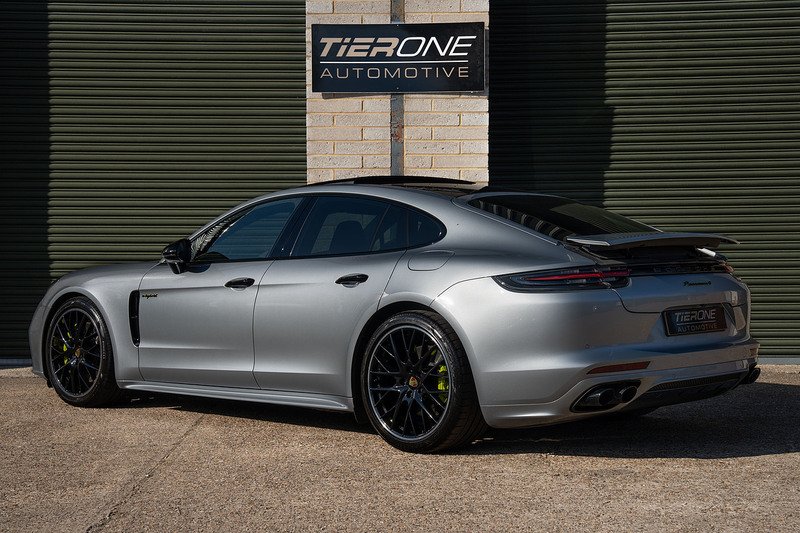 Porsche Panamera V6 E-Hybrid 4 - Large 8
