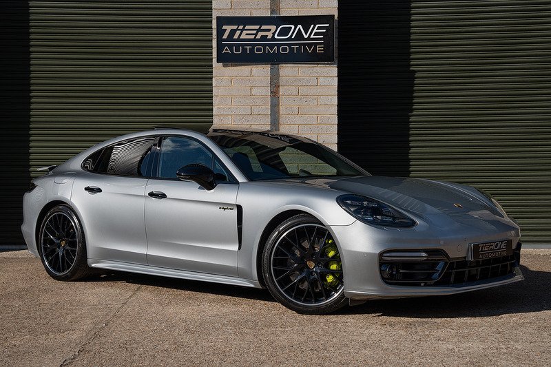 Porsche Panamera V6 E-Hybrid 4 - Large 7