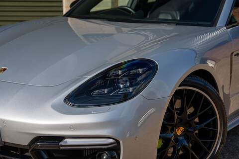 Porsche Panamera V6 E-Hybrid 4 - Large 24