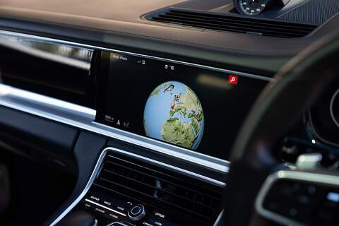 Porsche Panamera V6 E-Hybrid 4 - Large 59