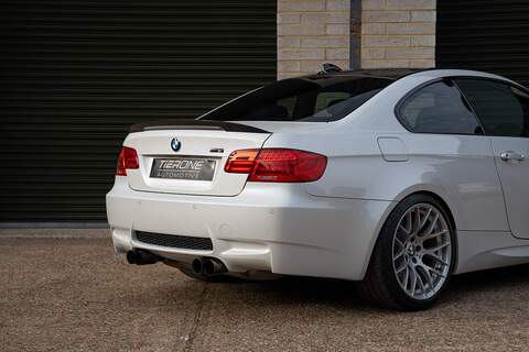 BMW M3 iV8 Competition - Large 48