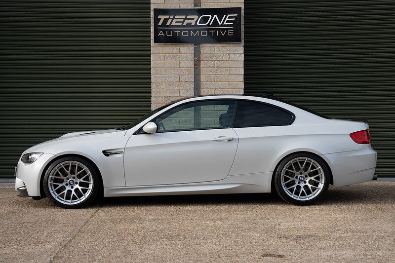 BMW M3 iV8 Competition - Large 9