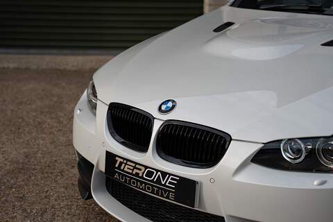 BMW M3 iV8 Competition - Large 40
