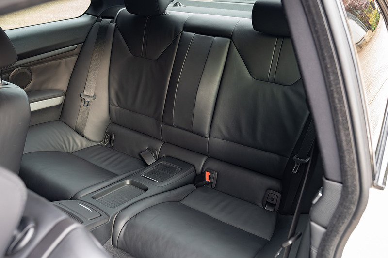 BMW M3 iV8 Competition - Large 13