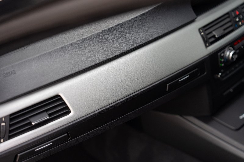 BMW M3 iV8 Competition - Large 29