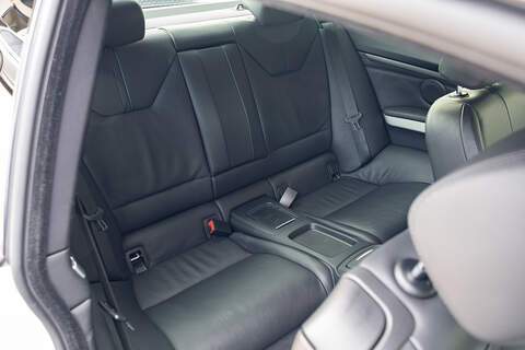 BMW M3 iV8 Competition - Large 31