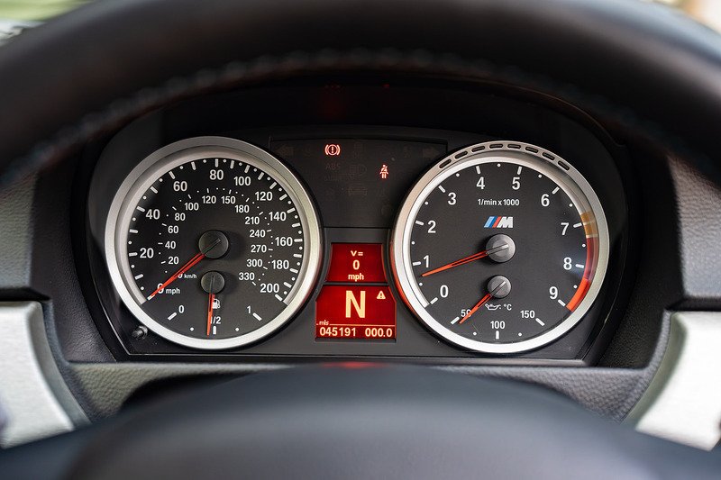 BMW M3 iV8 Competition - Large 16
