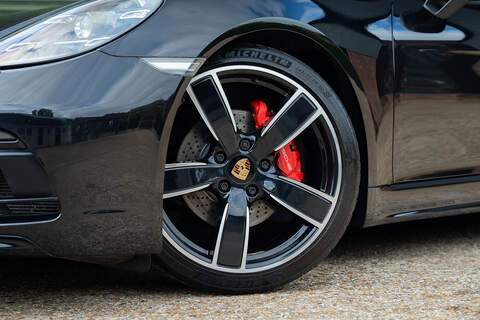 Porsche 718 Cayman T GTS - Large 6