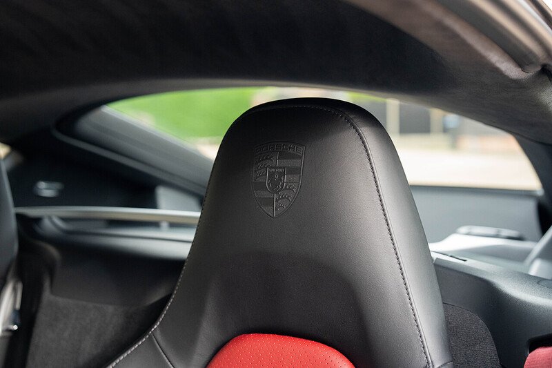 Porsche 718 Cayman T GTS - Large 29