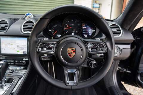 Porsche 718 Cayman T GTS - Large 12