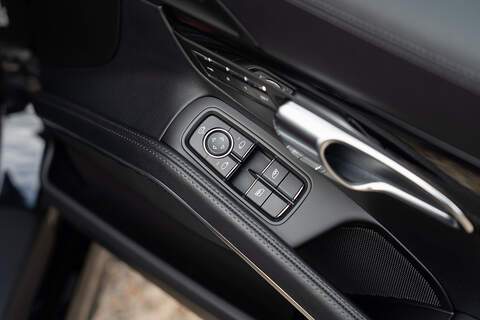 Porsche 718 Cayman T GTS - Large 38