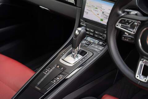 Porsche 718 Cayman T GTS - Large 30