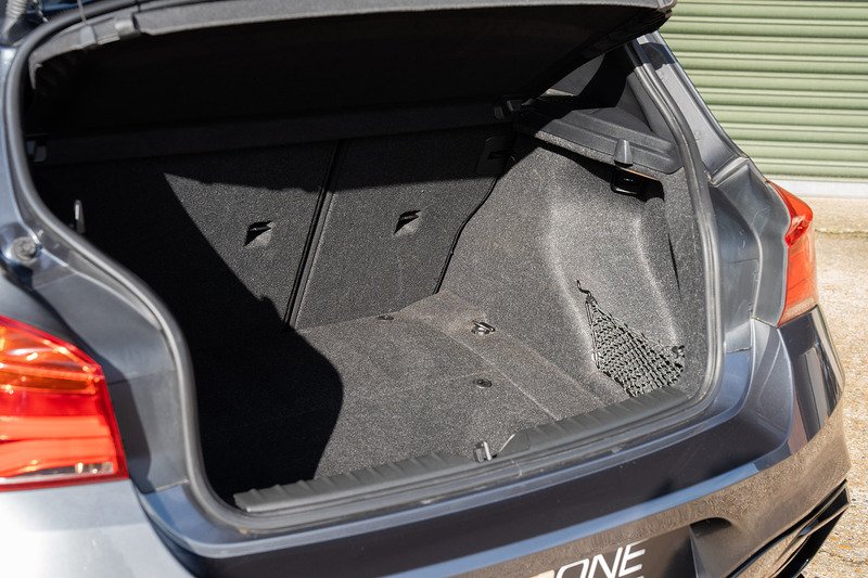 BMW 1 Series M140i - Large 31