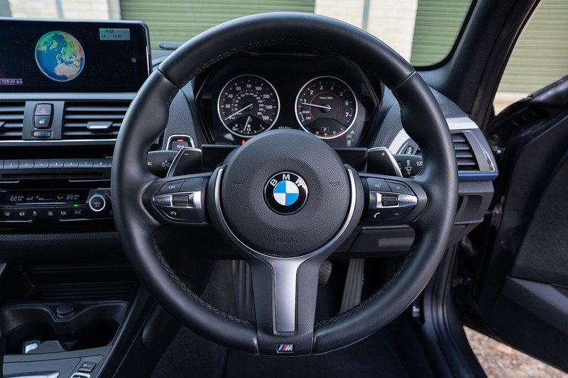 BMW 1 Series M140i - Large 12