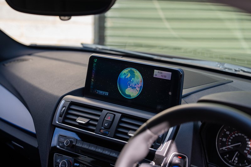 BMW 1 Series M140i - Large 6