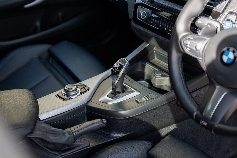 BMW 1 Series M140i - Large 13