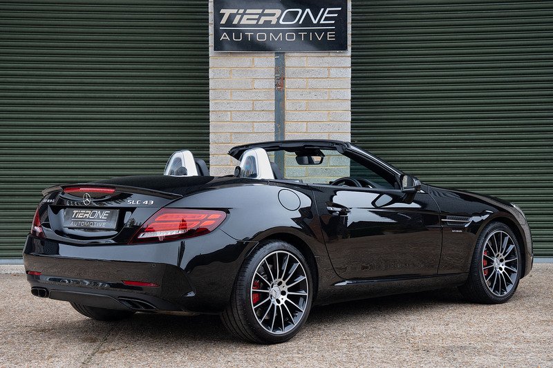 Mercedes-Benz SLC SLC43 V6 AMG - Large 1
